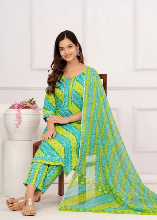 Women Pure Cotton Green Kurta Pant Dupatta Set